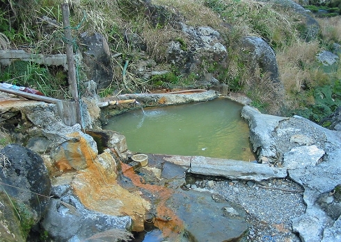 新川渓谷温泉郷平落温泉