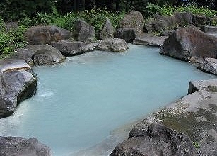 燕温泉黄金の湯