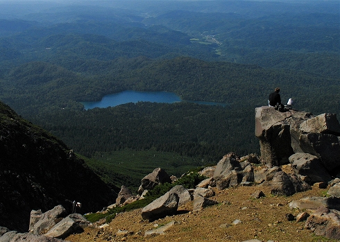 雌阿寒岳10